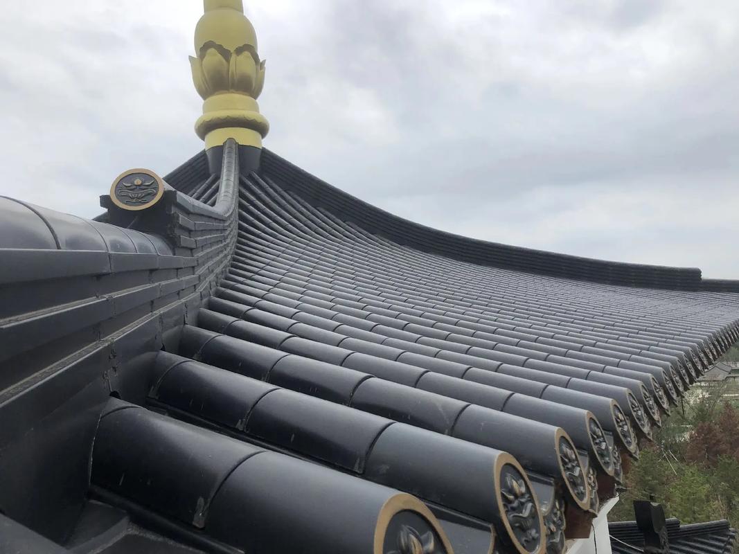 铜瓦 百年不改初心的屋顶守护者